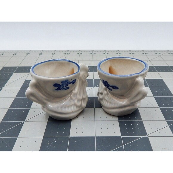 Pfaltzgraff Yorktowne Egg Cups Chicken Hen Stoneware Blue Scroll Set of 2 - Picture 4 of 8